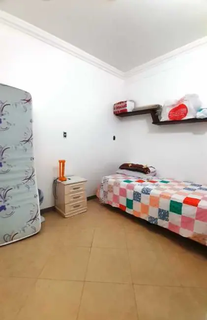 Casa com 4 quartos à venda, 215m2 em Salvador - BA - imagem 5 Foto 5 de Casa com 4 quartos à venda, 215m2 em Salvador - BA