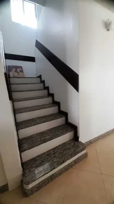 Casa com 4 quartos à venda, 215m2 em Salvador - BA - imagem 6 Foto 6 de Casa com 4 quartos à venda, 215m2 em Salvador - BA