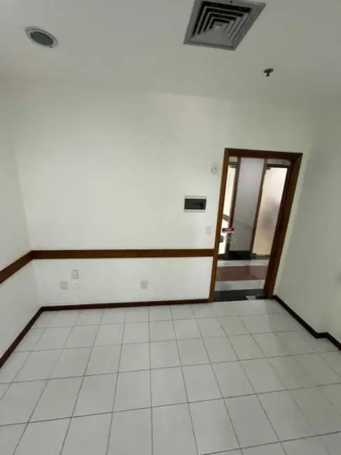 Sala Comercial à venda, 31m2 em Salvador - BA - imagem 6 Foto 6 de Sala Comercial à venda, 31m2 em Salvador - BA