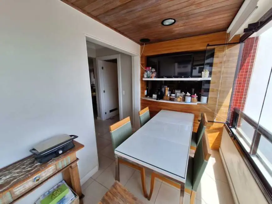 Apartamento com 4 quartos à venda, 188m2 em Salvador - BA - imagem 9 Foto 9 de Apartamento com 4 quartos à venda, 188m2 em Salvador - BA