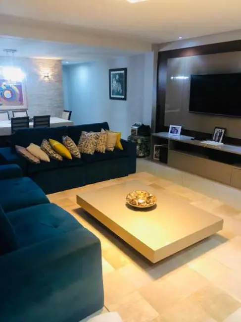 Apartamento com 2 quartos à venda, 200m2 em Salvador - BA - imagem 2 Foto 2 de Apartamento com 2 quartos à venda, 200m2 em Salvador - BA
