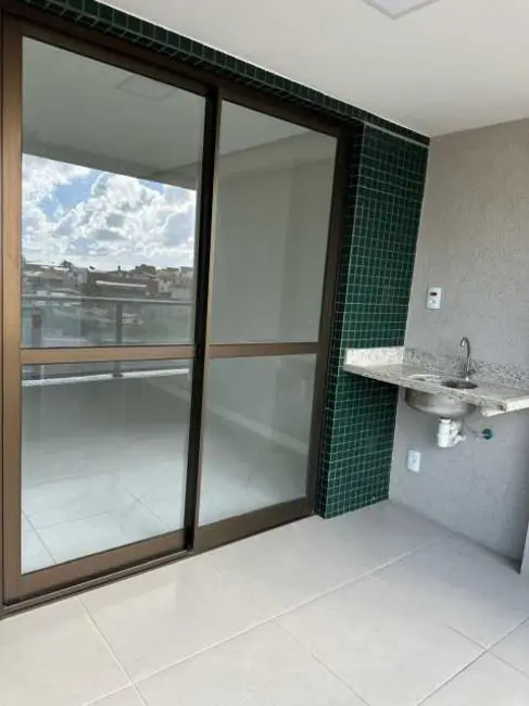 Foto 2 de Apartamento com 2 quartos à venda, 64m2 em Salvador - BA