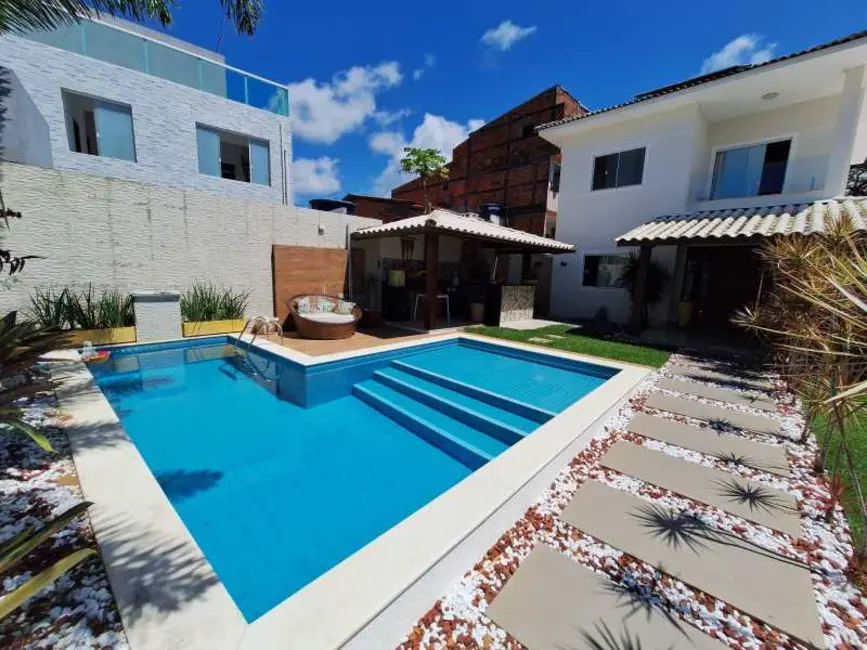 Foto 1 de Casa de Condomínio com 4 quartos à venda, 185m2 em Camacari - BA