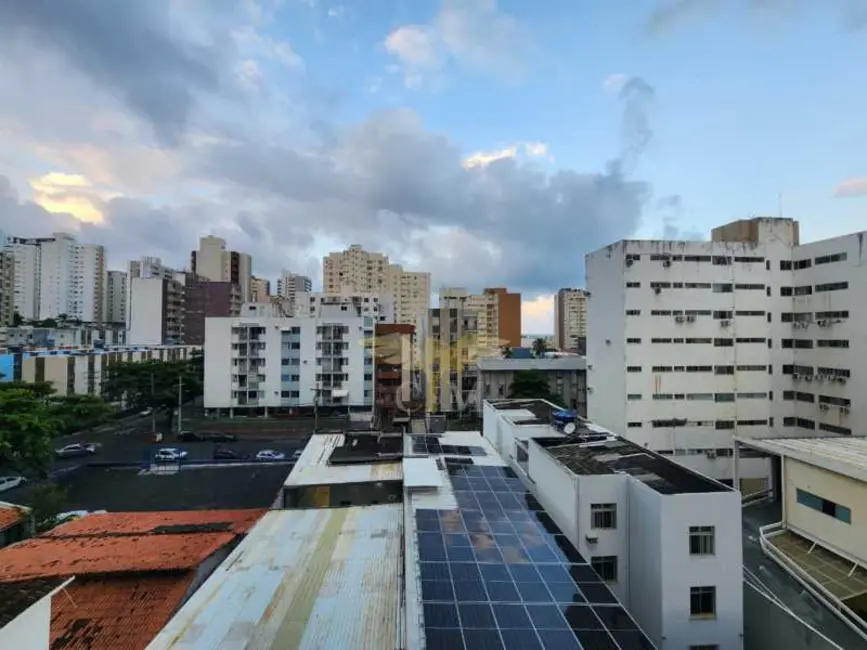 Foto 6 de Apartamento com 2 quartos à venda, 83m2 em Salvador - BA