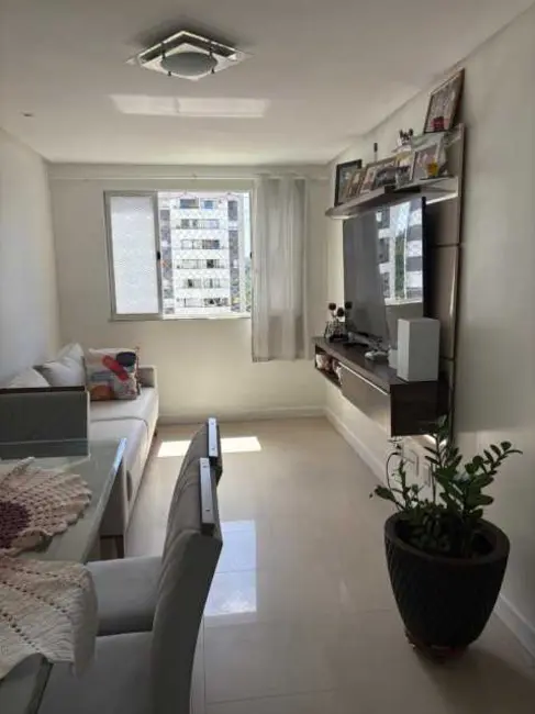 Foto 2 de Apartamento com 2 quartos à venda, 68m2 em Salvador - BA