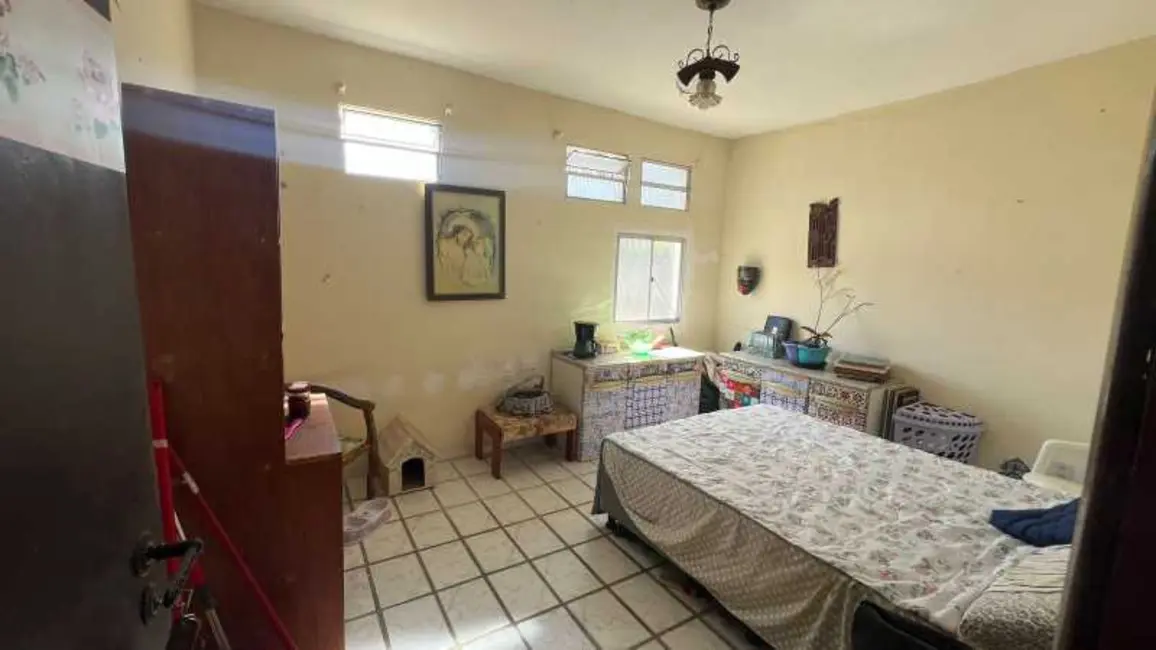 Casa com 7 quartos à venda, 195m2 em Salvador - BA - imagem 4 Foto 4 de Casa com 7 quartos à venda, 195m2 em Salvador - BA