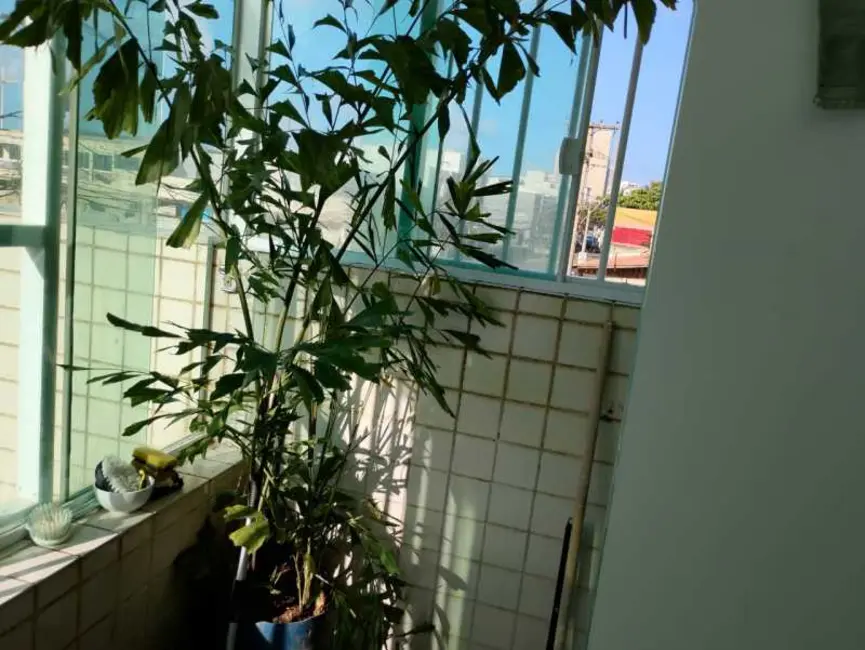 Foto 4 de Apartamento com 2 quartos à venda, 66m2 em Salvador - BA