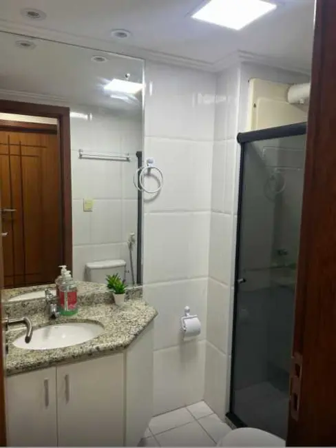 Apartamento com 2 quartos à venda, 64m2 em Salvador - BA - imagem 5 Foto 5 de Apartamento com 2 quartos à venda, 64m2 em Salvador - BA