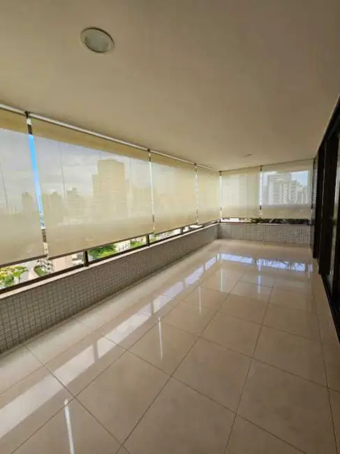 Foto 4 de Apartamento com 4 quartos à venda e para alugar, 195m2 em Salvador - BA
