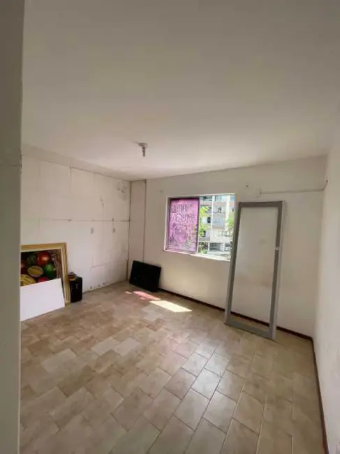 Apartamento com 2 quartos à venda, 70m2 em Salvador - BA - imagem 9 Foto 9 de Apartamento com 2 quartos à venda, 70m2 em Salvador - BA