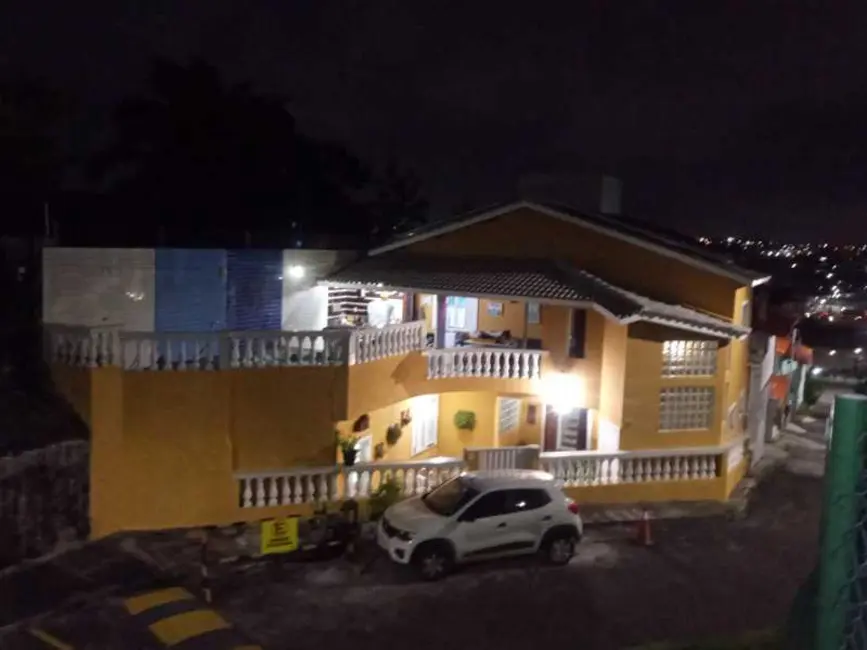 Casa de Condomínio com 4 quartos à venda, 204m2 em Salvador - BA - imagem 2 Foto 2 de Casa de Condomínio com 4 quartos à venda, 204m2 em Salvador - BA