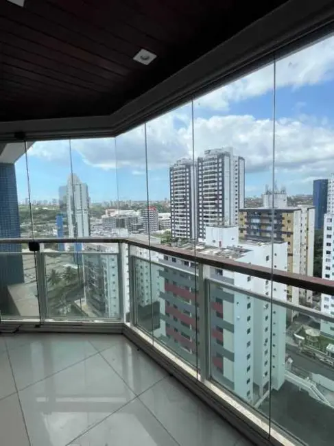 Foto 2 de Apartamento com 4 quartos à venda, 140m2 em Salvador - BA