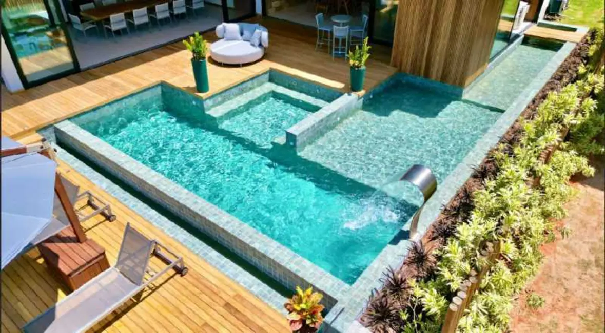 Foto 2 de Casa de Condomínio com 7 quartos à venda, 668m2 em Camacari - BA