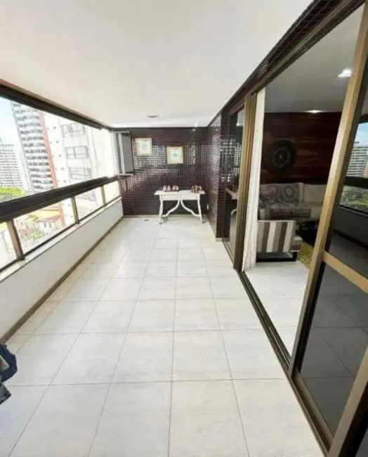 Foto 3 de Apartamento com 4 quartos à venda, 156m2 em Salvador - BA