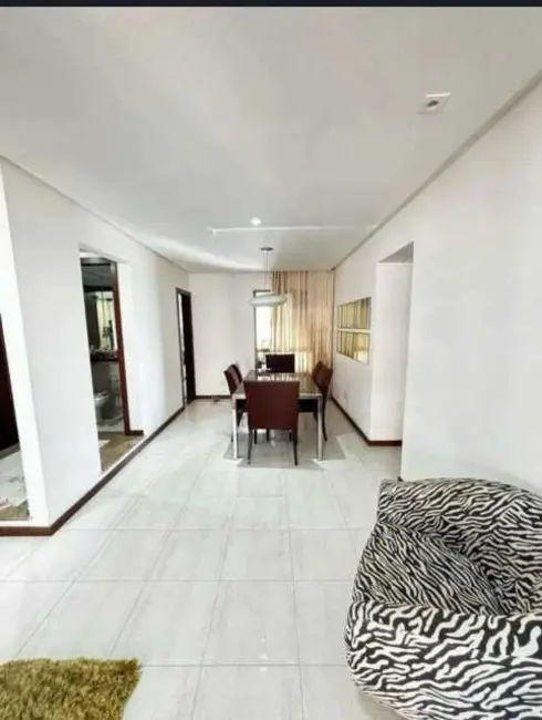 Foto 2 de Apartamento com 4 quartos à venda, 156m2 em Salvador - BA