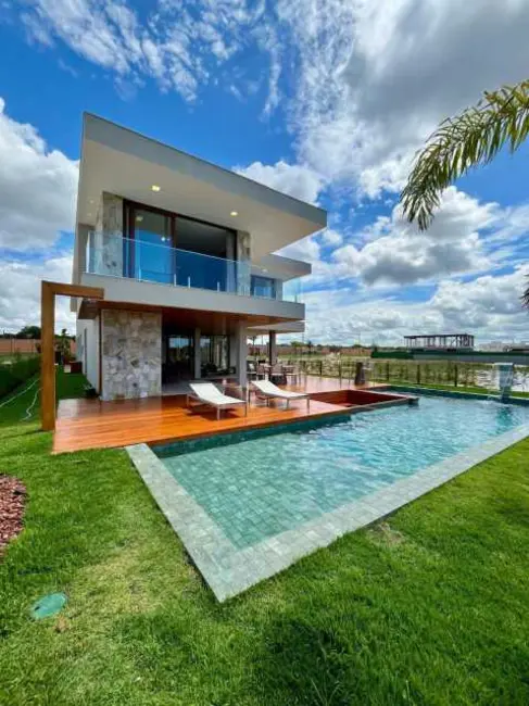 Foto 1 de Casa de Condomínio com 6 quartos à venda, 759m2 em Camacari - BA