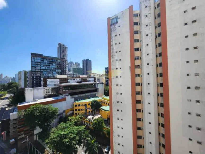 Foto 5 de Apartamento com 3 quartos à venda, 156m2 em Salvador - BA