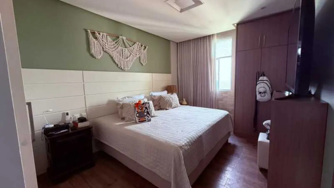 Apartamento com 3 quartos à venda, 130m2 em Salvador - BA - imagem 6 Foto 6 de Apartamento com 3 quartos à venda, 130m2 em Salvador - BA