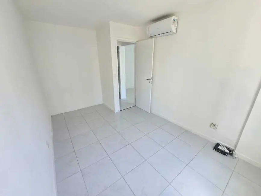 Apartamento com 1 quarto à venda, 45m2 em Salvador - BA - imagem 8 Foto 8 de Apartamento com 1 quarto à venda, 45m2 em Salvador - BA