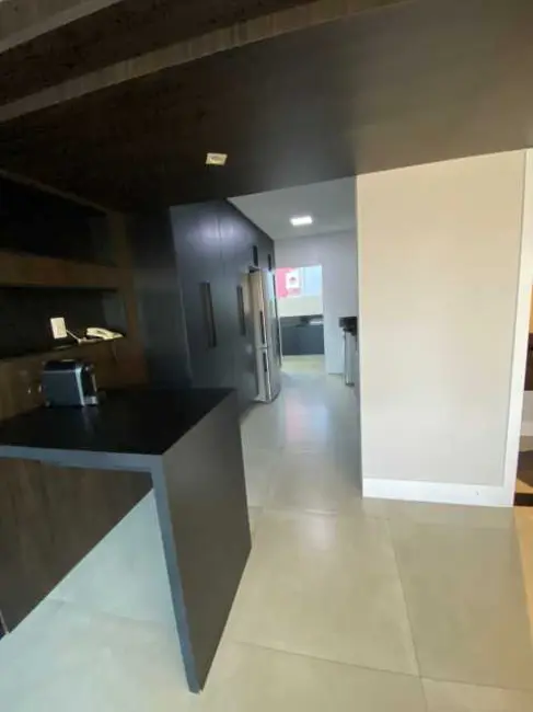 Apartamento com 3 quartos à venda, 215m2 em Salvador - BA - imagem 6 Foto 6 de Apartamento com 3 quartos à venda, 215m2 em Salvador - BA