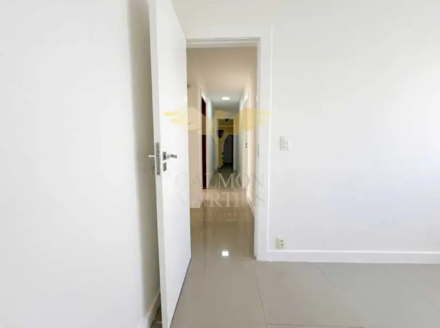 Apartamento com 3 quartos à venda, 123m2 em Salvador - BA - imagem 3 Foto 3 de Apartamento com 3 quartos à venda, 123m2 em Salvador - BA