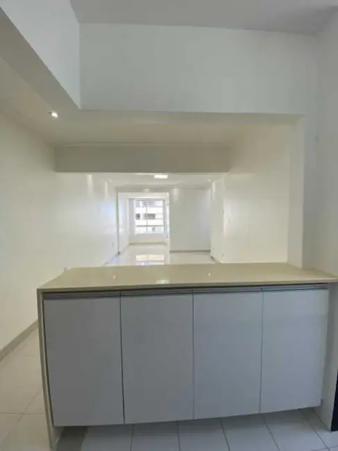 Foto 3 de Apartamento com 2 quartos à venda, 65m2 em Salvador - BA