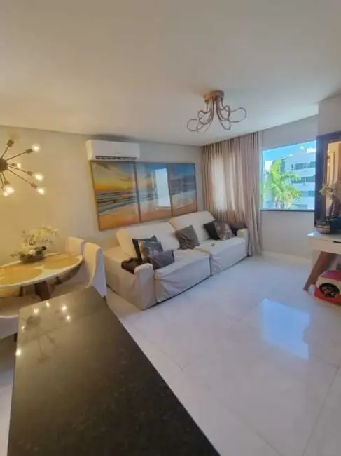 Foto 2 de Apartamento com 2 quartos à venda, 73m2 em Salvador - BA