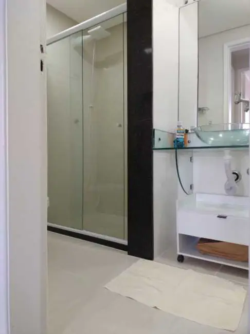 Foto 9 de Apartamento com 2 quartos à venda, 70m2 em Salvador - BA