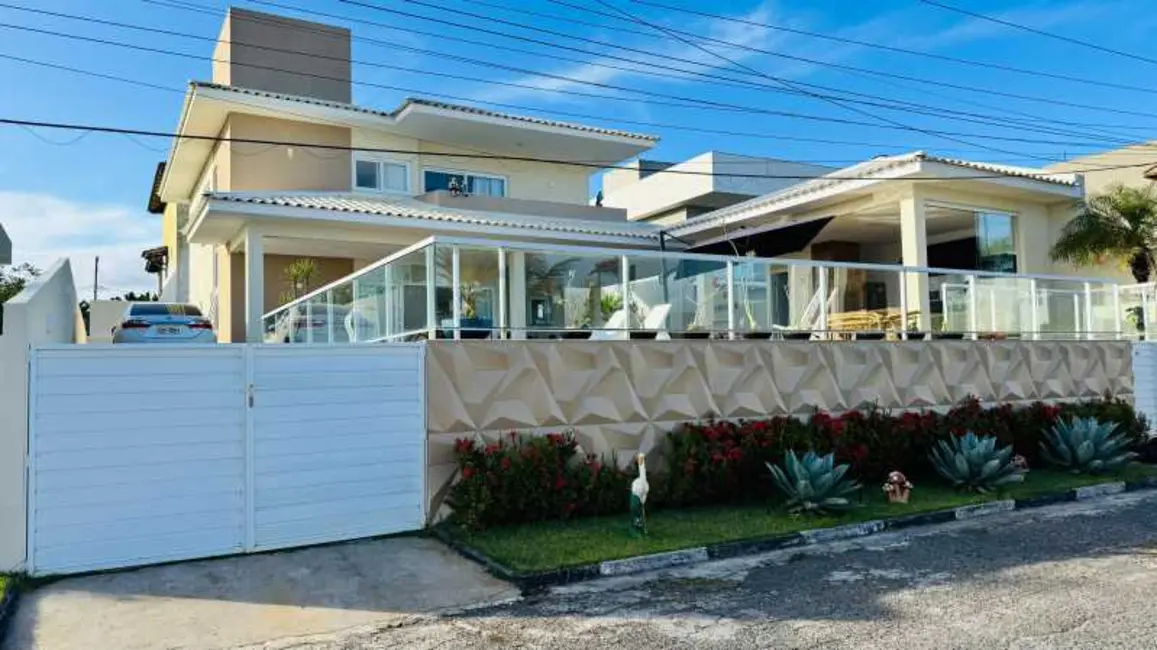 Foto 1 de Casa de Condomínio com 5 quartos à venda, 252m2 em Camacari - BA