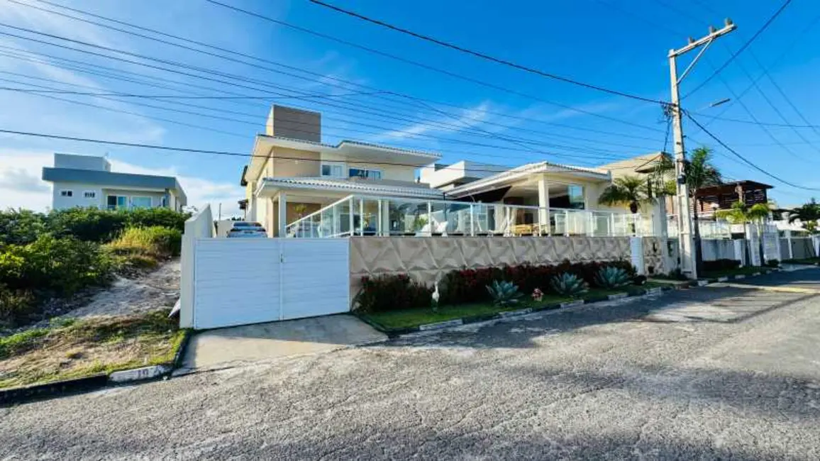 Foto 2 de Casa de Condomínio com 5 quartos à venda, 252m2 em Camacari - BA