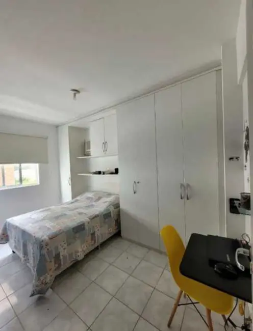 Foto 2 de Apartamento com 2 quartos à venda, 65m2 em Salvador - BA