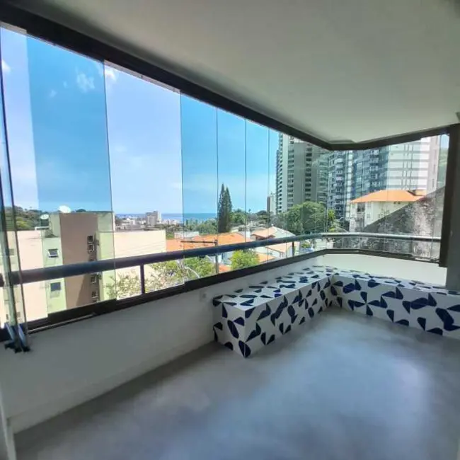 Foto 3 de Apartamento com 3 quartos à venda, 150m2 em Salvador - BA