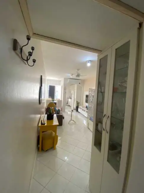 Foto 3 de Loft / Flat com 1 quarto à venda, 34m2 em Salvador - BA