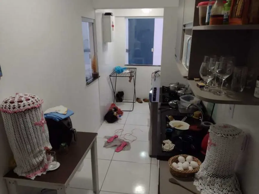 Foto 3 de Apartamento com 2 quartos à venda, 70m2 em Salvador - BA