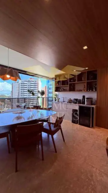 Foto 8 de Apartamento com 4 quartos à venda, 305m2 em Salvador - BA