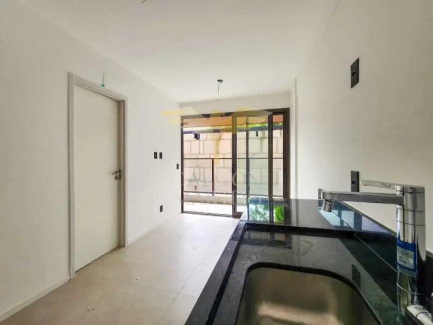 Foto 4 de Apartamento com 1 quarto à venda, 30m2 em Salvador - BA