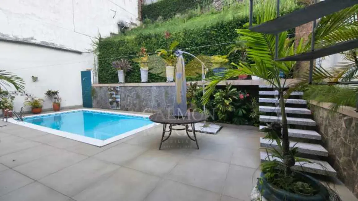 Foto 3 de Casa com 3 quartos à venda, 500m2 em Salvador - BA