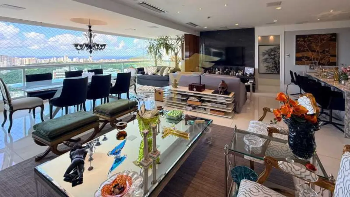 Foto 1 de Apartamento com 4 quartos à venda, 185m2 em Salvador - BA