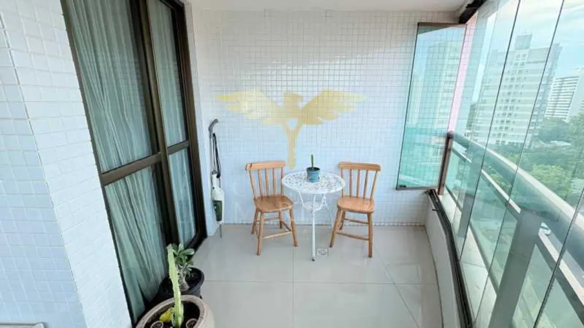 Foto 5 de Apartamento com 3 quartos à venda, 145m2 em Salvador - BA