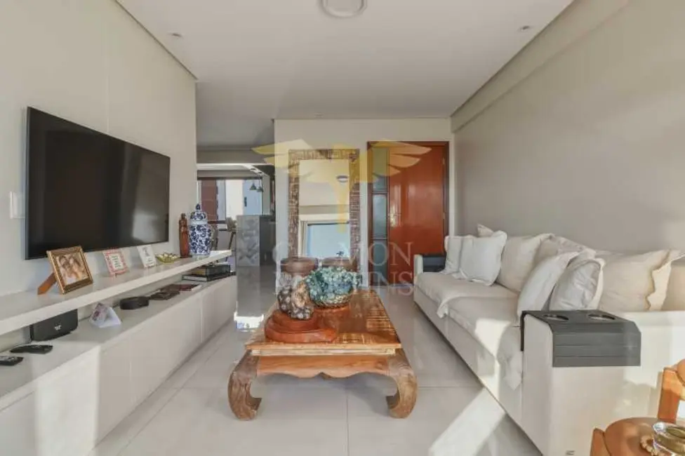 Apartamento com 3 quartos à venda, 133m2 em Salvador - BA - imagem 3 Foto 3 de Apartamento com 3 quartos à venda, 133m2 em Salvador - BA