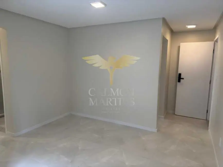 Foto 2 de Apartamento com 2 quartos à venda, 55m2 em Salvador - BA