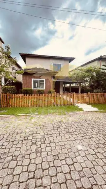 Foto 2 de Casa de Condomínio com 4 quartos à venda, 180m2 em Camacari - BA