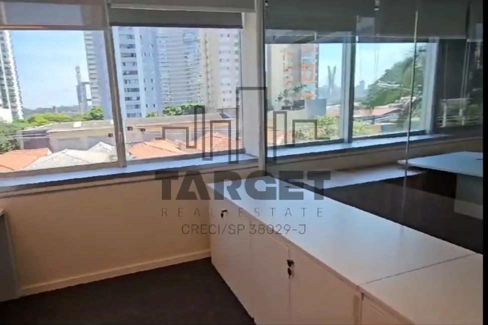 Loja à venda e para alugar, 650m2 em Vila Gertrudes, São Paulo - SP - imagem 4 Foto 4 de Loja à venda e para alugar, 650m2 em Vila Gertrudes, São Paulo - SP