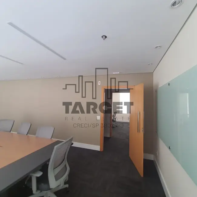 Loja à venda e para alugar, 220m2 em Jardim Europa, São Paulo - SP - imagem 8 Foto 8 de Loja à venda e para alugar, 220m2 em Jardim Europa, São Paulo - SP