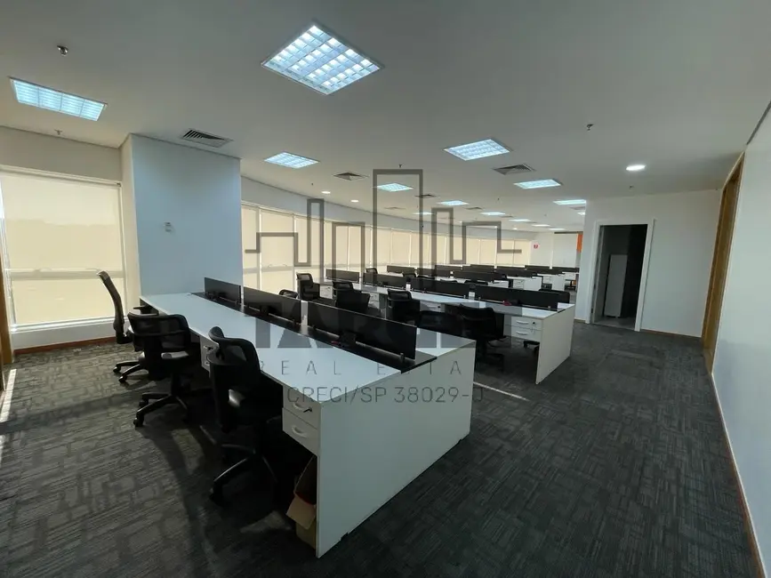 Loja à venda e para alugar, 418m2 em São Paulo - SP - imagem 1 Foto 1 de Loja à venda e para alugar, 418m2 em São Paulo - SP