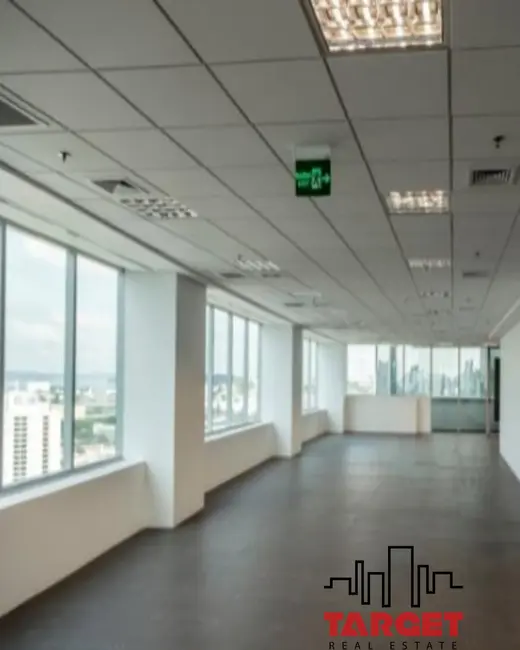 Loja à venda e para alugar, 400m2 em Várzea de Baixo, São Paulo - SP - imagem 9 Foto 9 de Loja à venda e para alugar, 400m2 em Várzea de Baixo, São Paulo - SP