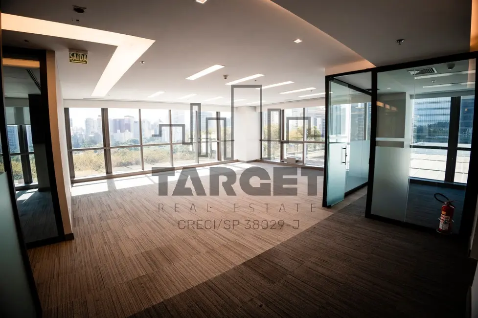 Foto 7 de Loja para alugar, 680m2 em Vila Olímpia, São Paulo - SP