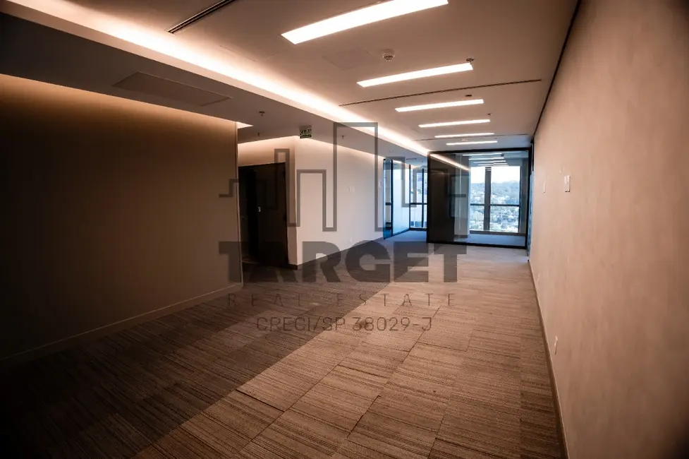 Foto 9 de Loja para alugar, 680m2 em Vila Olímpia, São Paulo - SP