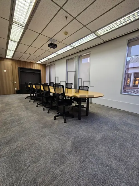 Foto 3 de Loja à venda e para alugar, 916m2 em São Paulo - SP