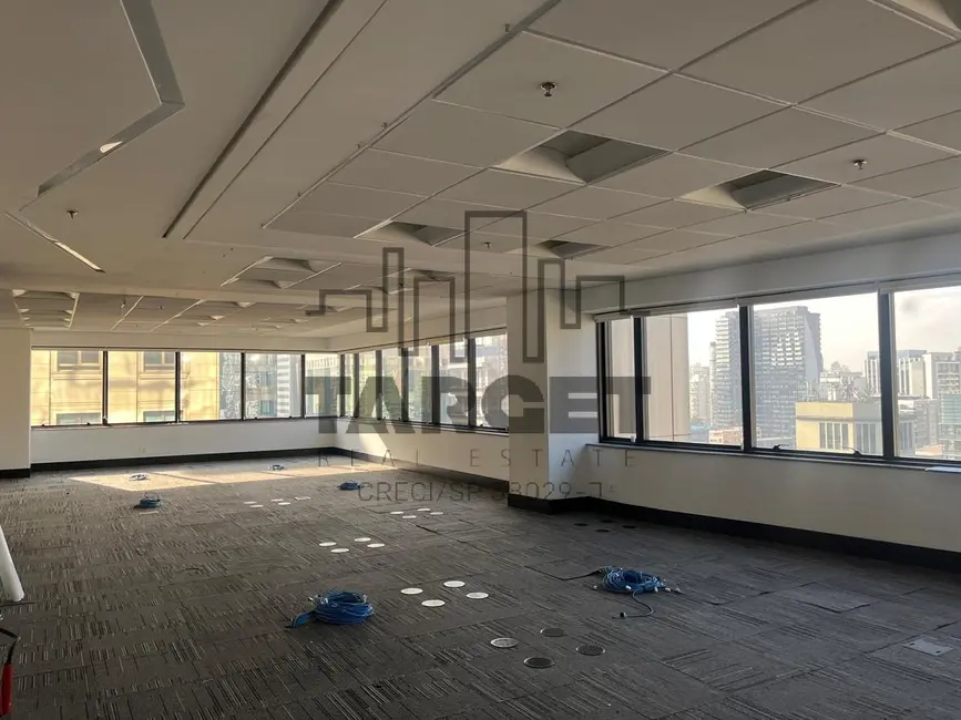 Loja para alugar, 290m2 em Itaim Bibi, São Paulo - SP - imagem 1 Foto 1 de Loja para alugar, 290m2 em Itaim Bibi, São Paulo - SP